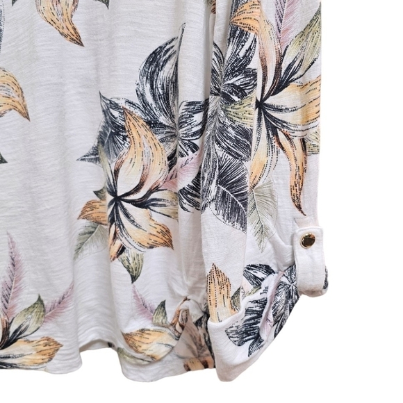 Chico's Cotton Blend Slub Floral Utility Sleeve Button Tee Size Large Tropical - Picture 10 of 12